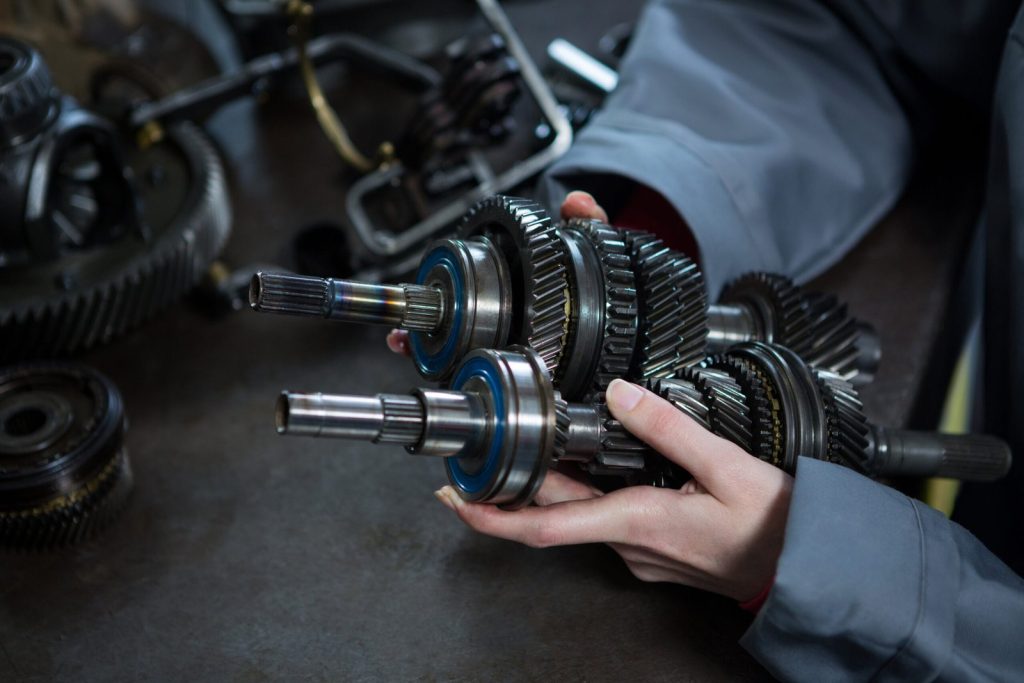 Transmission Services - Royalty Autoworks